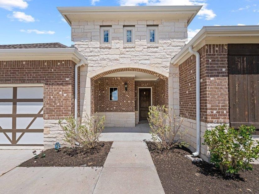 4208 Brean Down RD, Pflugerville TX 78660