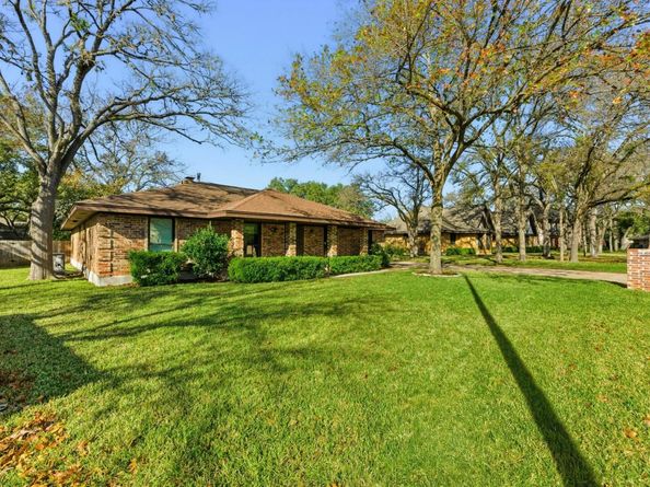 6906 Treaty Oak CIR, Austin TX 78749