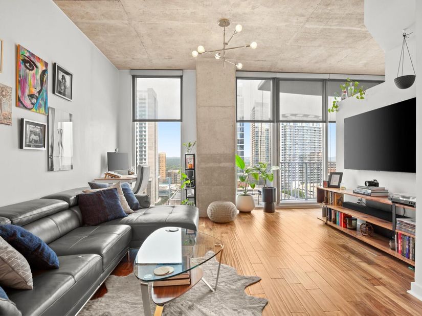 360 Nueces ST 1306, Austin TX 78701