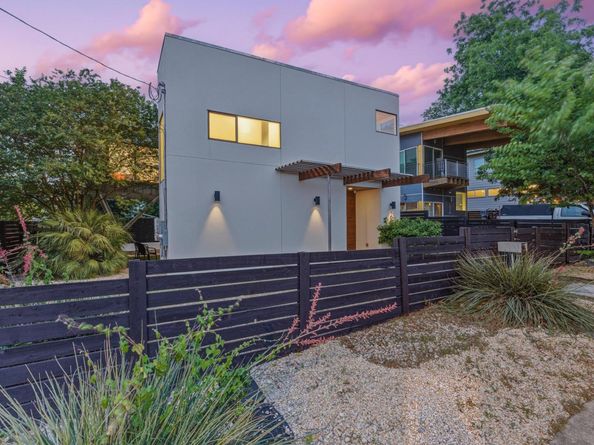 1606 Salina ST, Austin TX 78702
