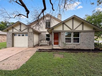 1301 Pitcairn DR
