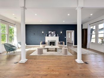 1603 Taylor Gaines ST