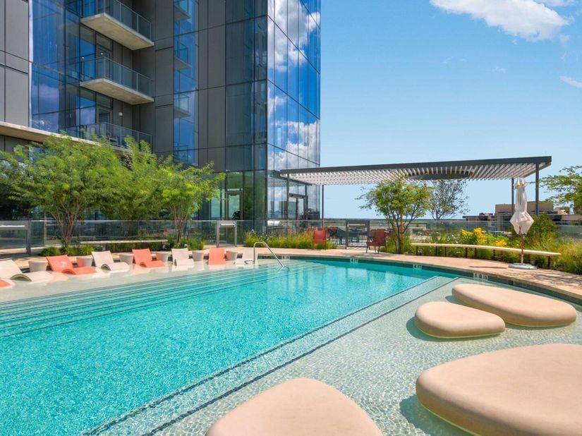 44 East Ave 1909, Austin TX 78701