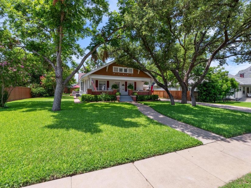 810 E University Ave, Georgetown TX 78626