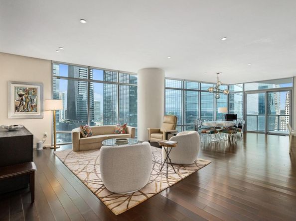 200 Congress Ave 24E, Austin TX 78701