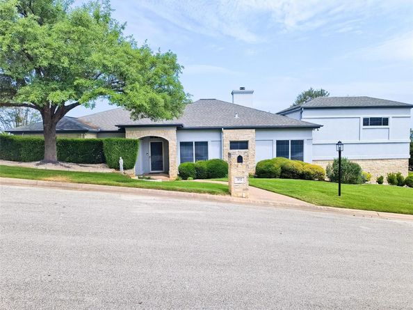 102 Paragon CT, Lakeway TX 78734