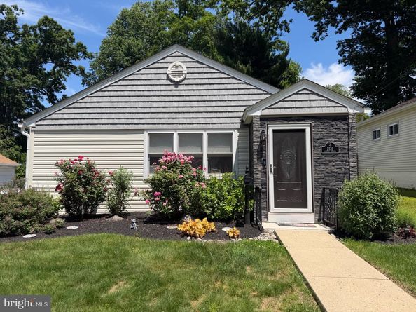2131 Curtis Avenue, Abington PA 19001
