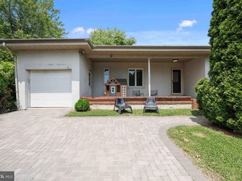 212 Skyline Drive