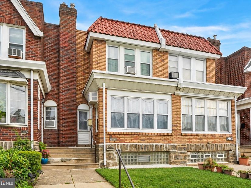 3207 Unruh Avenue, Philadelphia PA 19149