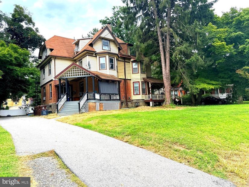 24 Owen Avenue, Lansdowne PA 19050