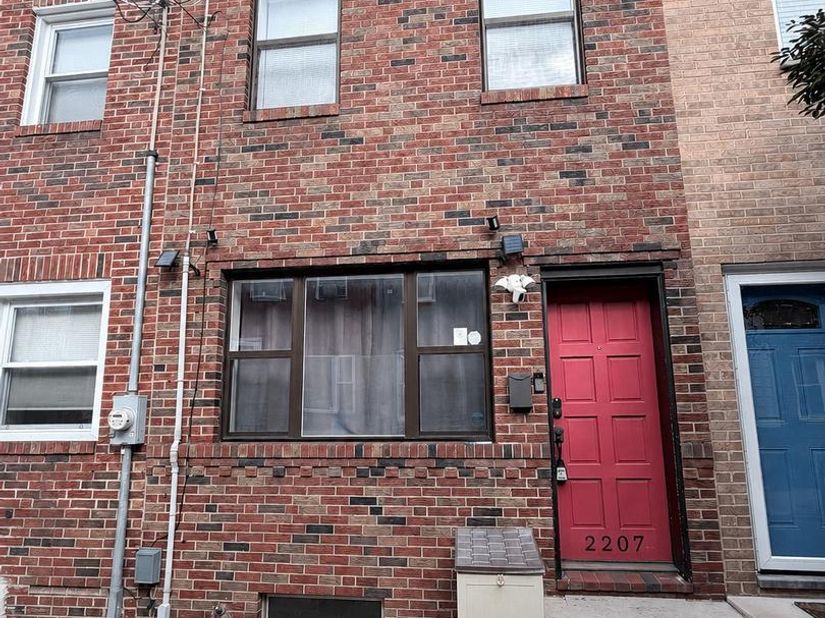 2207 S Clarion Street, Philadelphia PA 19148