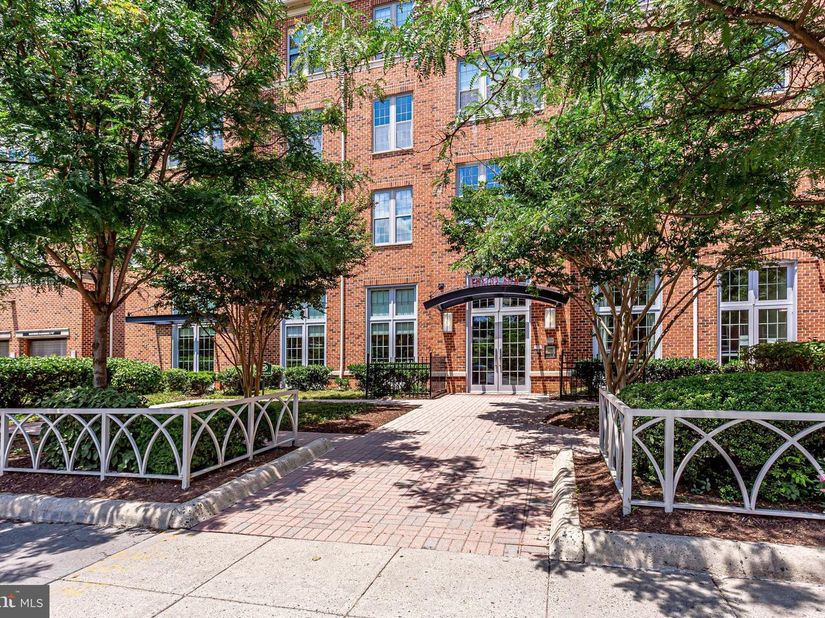 1391 Pennsylvania Avenue SE 430, Washington DC 20003