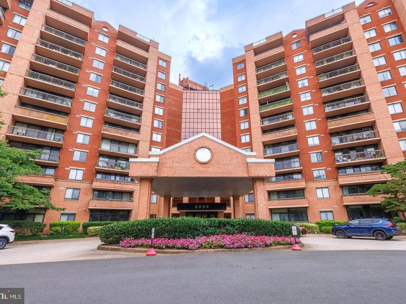 2230 George C Marshall Drive 1120, Falls Church VA 22043