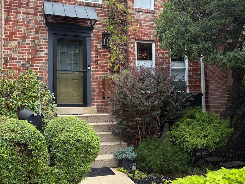 5405 Richenbacher Avenue, Alexandria VA 22304