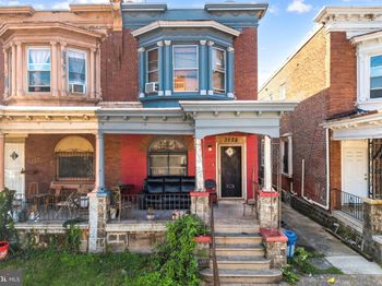 5224 Spruce Street