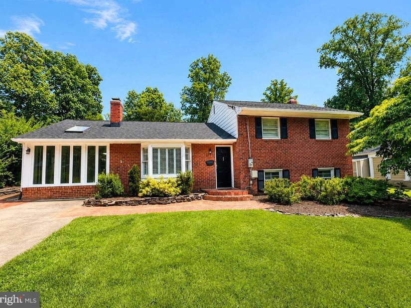 3115 Shadeland Drive, Falls Church VA 22044
