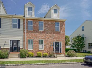 4427 Riverview Lane