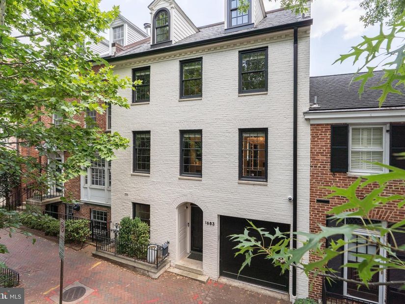 1683 34TH Street NW, Washington DC 20007