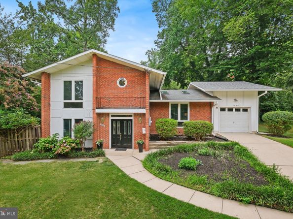 9528 Starmont Road, Bethesda MD 20817