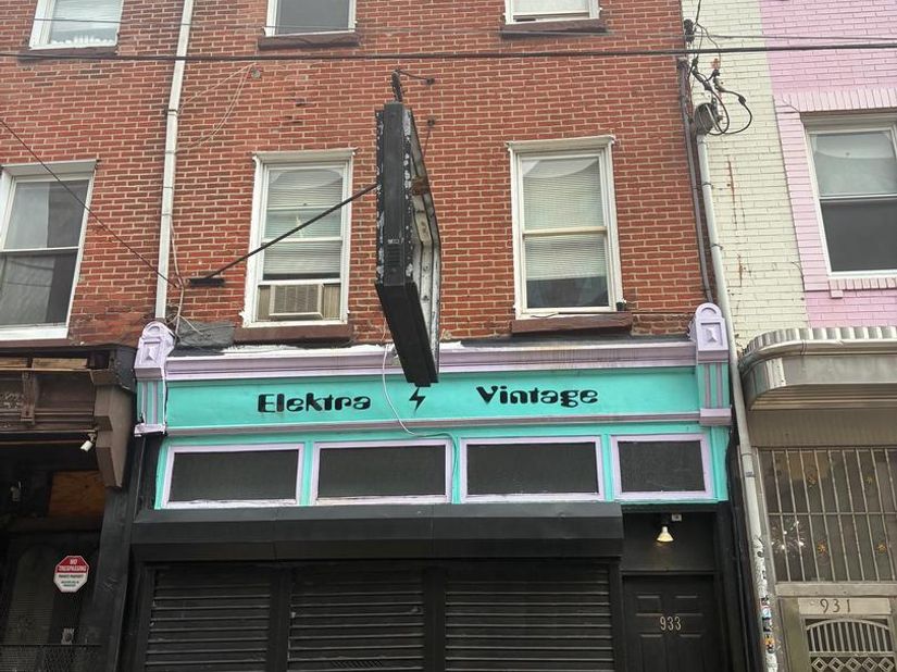933 Spring Garden Street, Philadelphia PA 19123