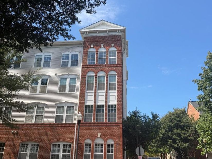 171 Somervelle Street 404, Alexandria VA 22304