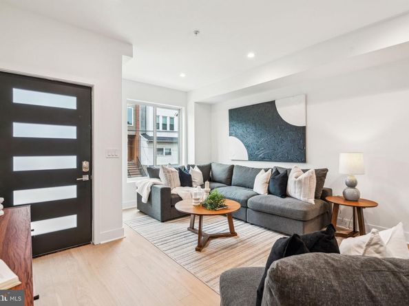 1407 S Napa Street, Philadelphia PA 19146