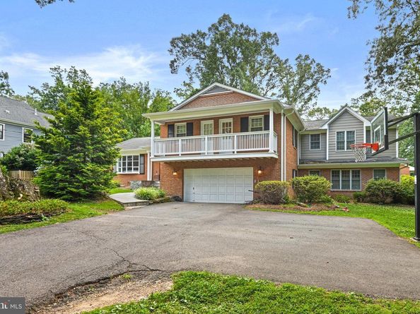 8633 Janet Lane, Vienna VA 22180