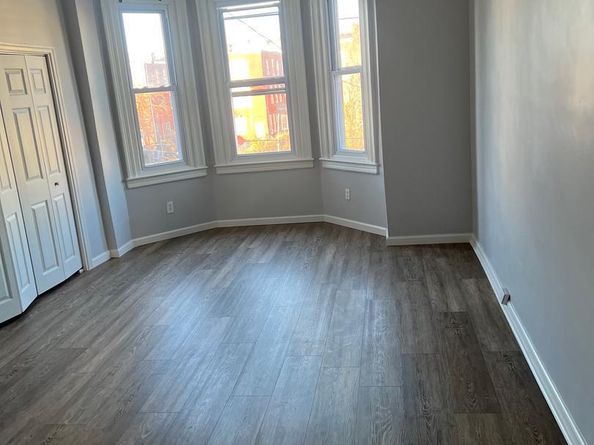 2122 W Estaugh Street, Philadelphia PA 19140