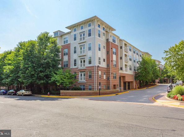 9480 Virginia Center Boulevard 422, Vienna VA 22181