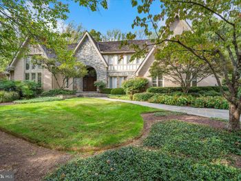 8917 Harvest Square Court