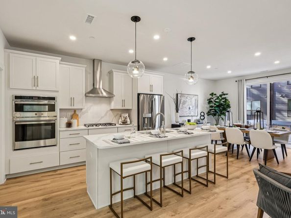 956 Riverplace Drive 56O, Conshohocken PA 19428