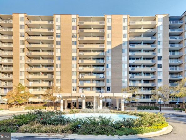 3001 Veazey Terr NW 1008, Washington DC 20008