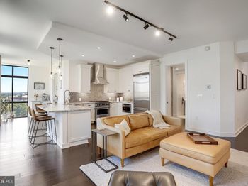 1000 New Jersey Avenue SE