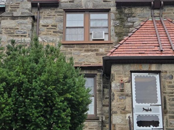 1633 Conlyn Street, Philadelphia PA 19141