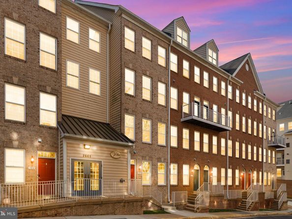 2665 Manhattan Place 109, Vienna VA 22180