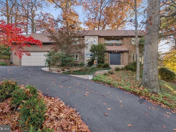 9216 Beech Hill Drive, Bethesda MD 20817
