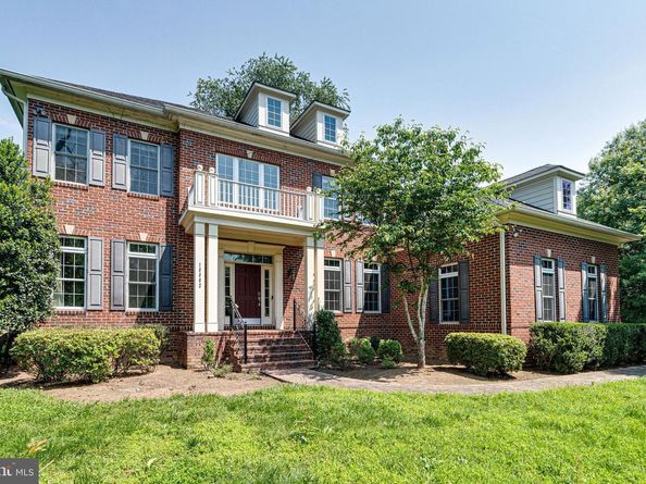 10002 Courthouse Road, Vienna VA 22181