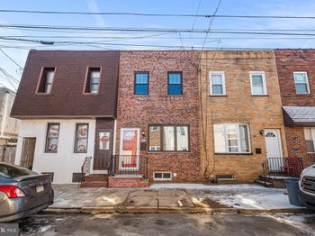 2943 E Thompson Street