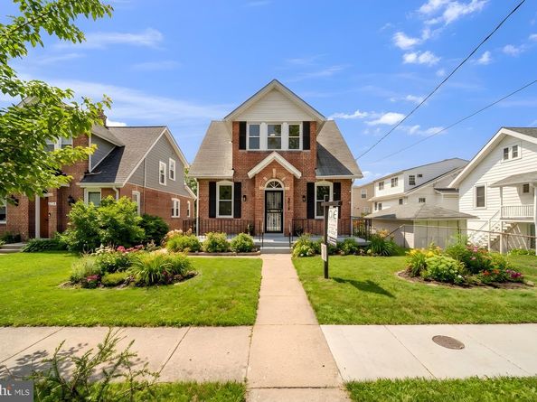 6018 2nd Street NW, Washington DC 20011