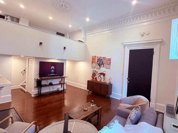 1016 Spruce Street 1R, Philadelphia PA 19107