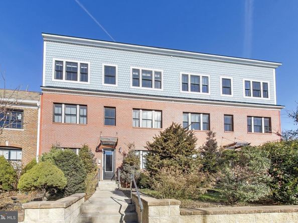 2012 D Street NE 4, Washington DC 20002