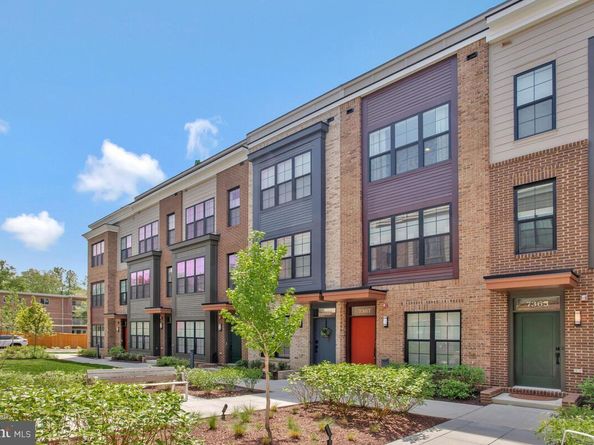 7367 Blade Drive, Falls Church VA 22042