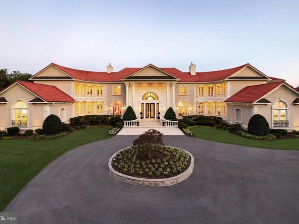 9431 Newbridge Drive, Potomac MD 20854