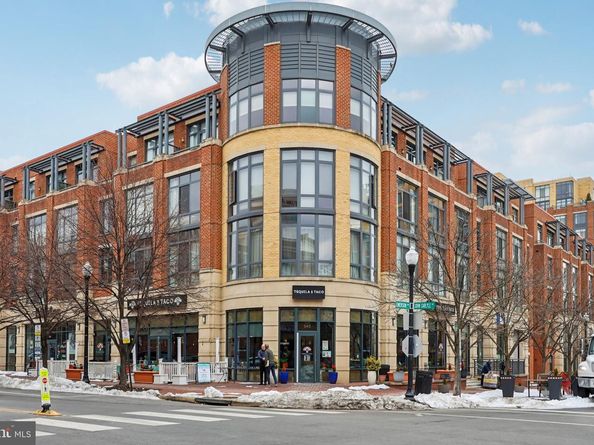 520 John Carlyle Street 432, Alexandria VA 22314