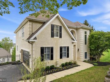 1119 Riverview