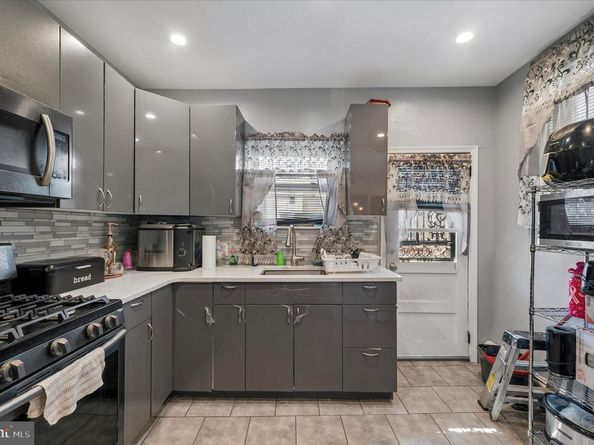 6014 Buist Avenue, Philadelphia PA 19142