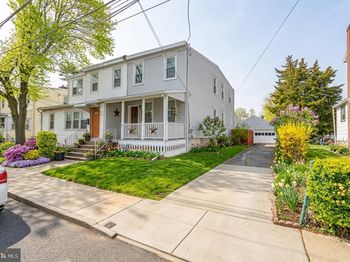 216 Ridley Avenue