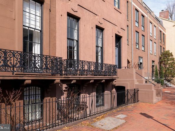 258 S 3rd Street 1, Philadelphia PA 19106