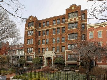 644 Massachusetts Avenue NE