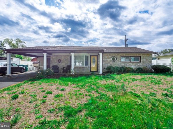 80 Thornridge Drive, Levittown PA 19054
